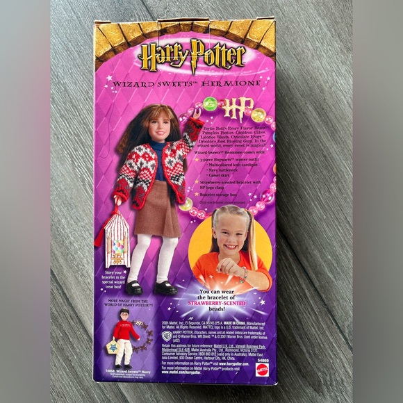 HARRY POTTER | Wizard Sweets Hermione Doll by Mattel - Picture 2 of 3